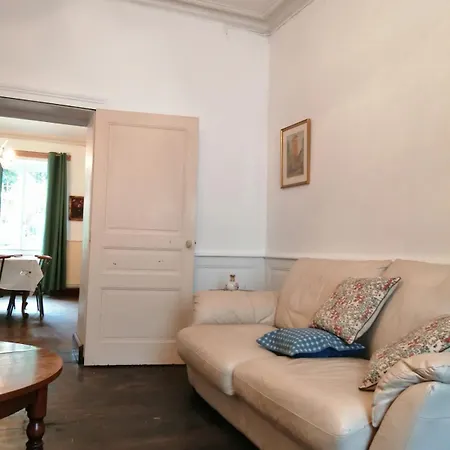 Grande Maison De Avec Jardin Valence En Poitou Pour 8 A 14 Personnes Couhé-Verac