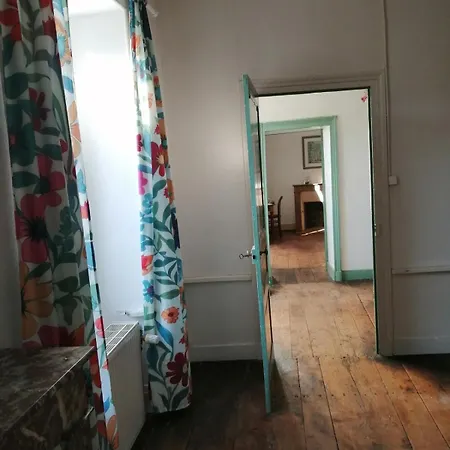 בית נופש Grande Maison De Avec Jardin Valence En Poitou Pour 8 A 14 Personnes