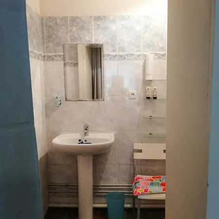 Grande Maison De Avec Jardin Valence En Poitou Pour 8 A 14 Personnes בית נופש Couhé-Verac