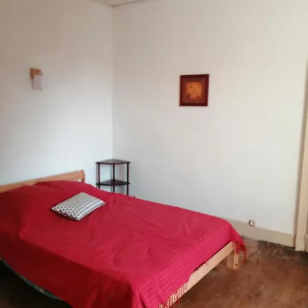 Сasa de vacaciones Grande Maison De Avec Jardin Valence En Poitou Pour 8 A 14 Personnes Couhé-Verac