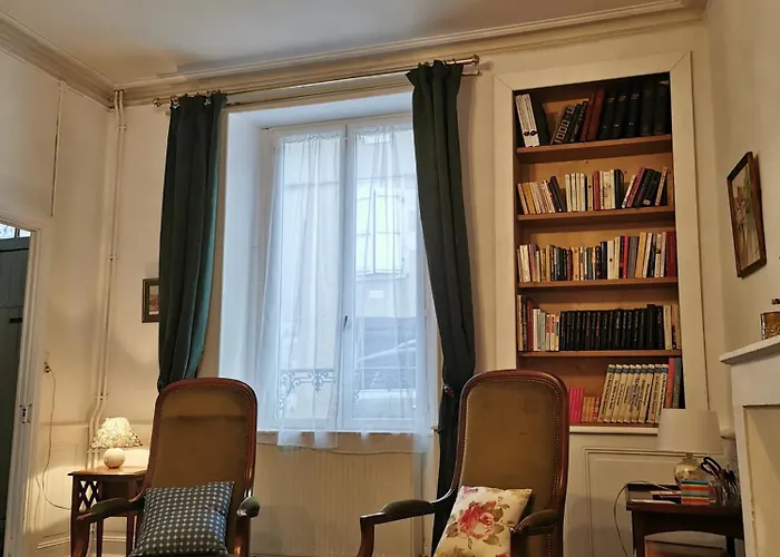 Grande Maison De Avec Jardin Valence En Poitou Pour 8 A 14 Personnes 펜션 Couhé-Verac