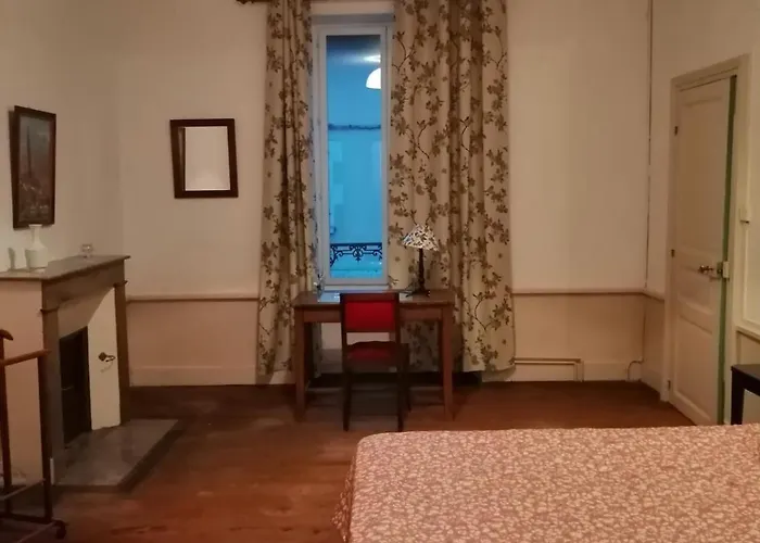 Grande Maison De Avec Jardin Valence En Poitou Pour 8 A 14 Personnes 펜션 Couhé-Verac