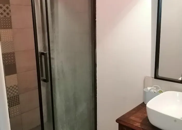 Grande Maison De Avec Jardin Valence En Poitou Pour 8 A 14 Personnes * Couhé-Verac